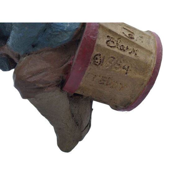 Vintage Tom Clark 1984 sitting gnome holding 'teddy' figurine - Picture 5 of 16